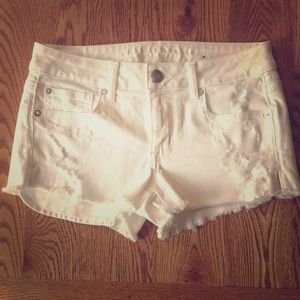 Super Stretch white American Eagle Shorts